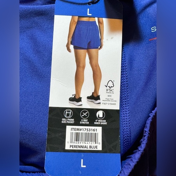 Spyder Active Shorts Size L - Picture 11 of 13